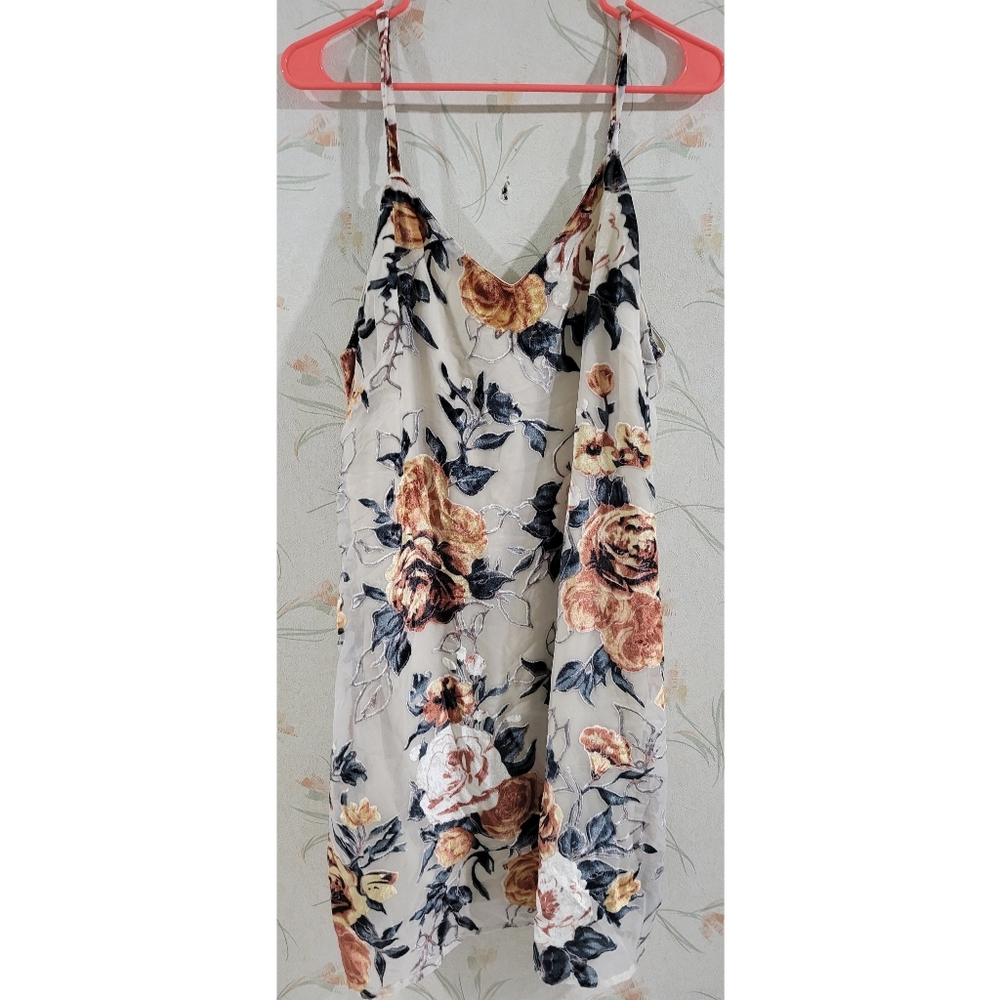 Japna Dress, Velvet Floral Design, size M